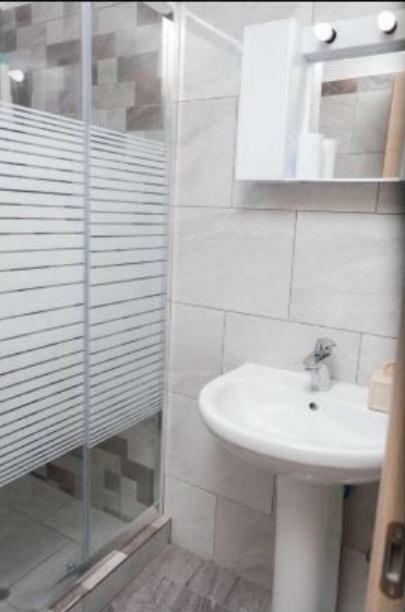 Cristi Apartments Skala Rachoni  外观 照片
